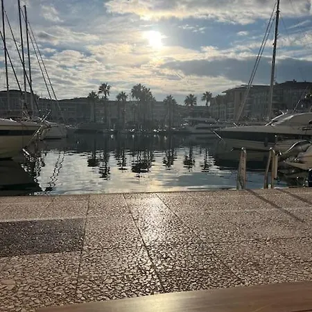 Apartment T3 Renove A 5 Min De La -